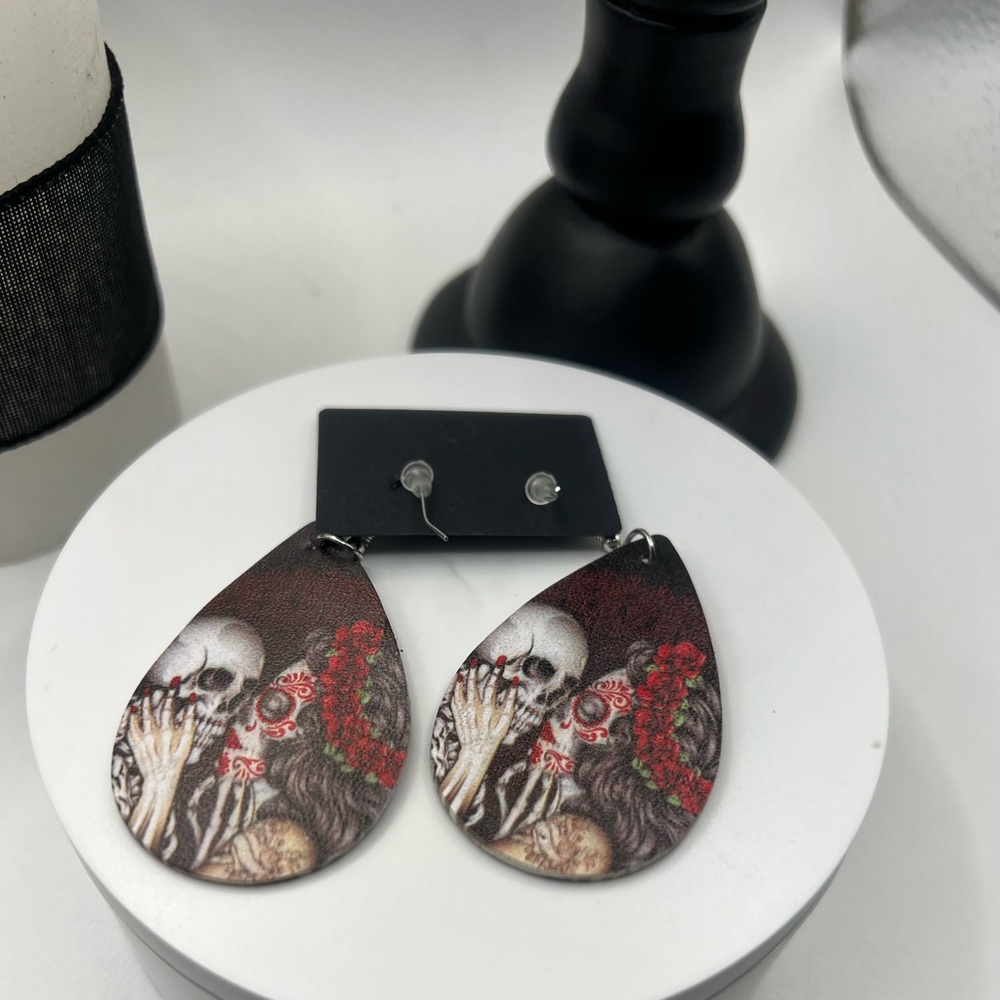Retro Goth Style Foam Halloween Earrings NEW‎